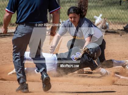 Thumbnail 2 in El Camino vs. Carlsbad photogallery.