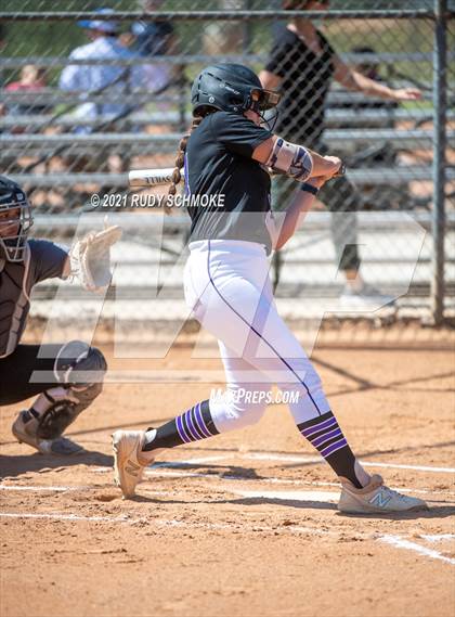Thumbnail 2 in El Camino vs. Carlsbad photogallery.