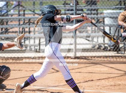 Thumbnail 3 in El Camino vs. Carlsbad photogallery.