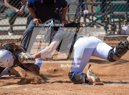 Thumbnail 3 in El Camino vs. Carlsbad photogallery.