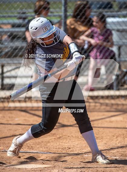 Thumbnail 2 in El Camino vs. Carlsbad photogallery.