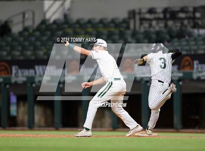 Thumbnail 3 in Southlake Carroll vs Prosper (Dragon Classic) photogallery.