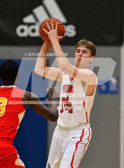 Thumbnail 1 in Berkeley vs. Antelope (Crush in the Valley, The Grind Sessions) photogallery.