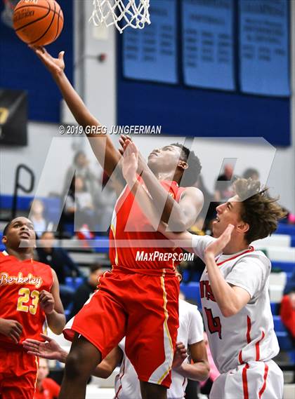 Thumbnail 2 in Berkeley vs. Antelope (Crush in the Valley, The Grind Sessions) photogallery.
