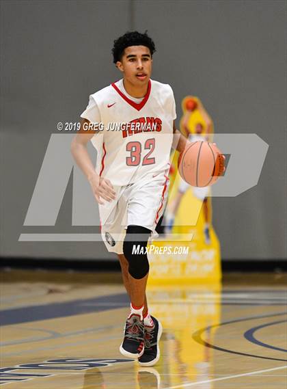 Thumbnail 2 in Berkeley vs. Antelope (Crush in the Valley, The Grind Sessions) photogallery.