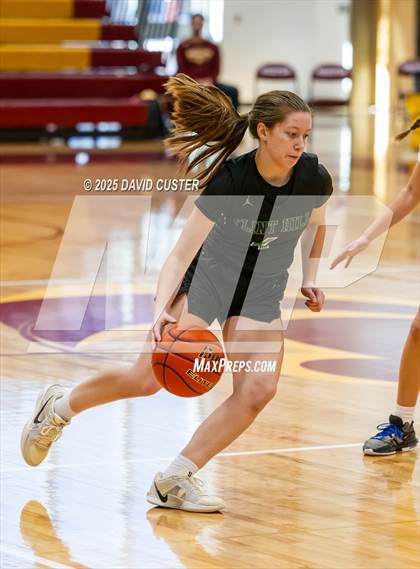 Thumbnail 3 in Flint Hill @ Falls Church (Cassel's Holiday Classic) photogallery.