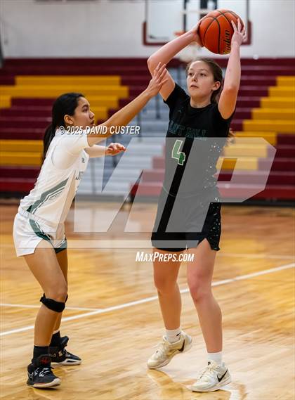 Thumbnail 3 in Flint Hill @ Falls Church (Cassel's Holiday Classic) photogallery.