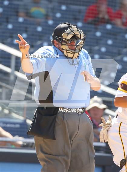 Thumbnail 2 in El Camino vs. Vista @ Petco Park photogallery.