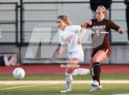 Thumbnail 2 in Carondelet @ Saint Francis (CIFState Regional NorCal Div 1 Final) photogallery.