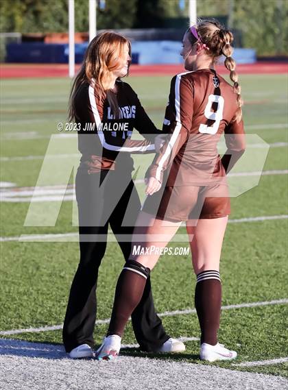 Thumbnail 2 in Carondelet @ Saint Francis (CIFState Regional NorCal Div 1 Final) photogallery.