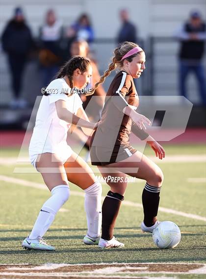Thumbnail 3 in Carondelet @ Saint Francis (CIFState Regional NorCal Div 1 Final) photogallery.