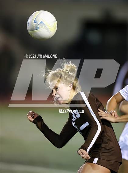 Thumbnail 3 in Carondelet @ Saint Francis (CIFState Regional NorCal Div 1 Final) photogallery.