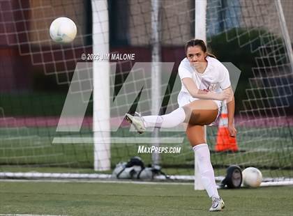 Thumbnail 1 in Carondelet @ Saint Francis (CIFState Regional NorCal Div 1 Final) photogallery.