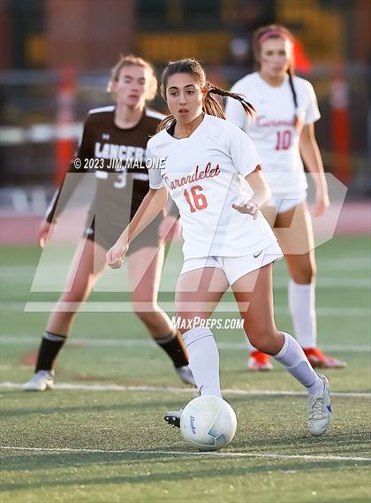 Thumbnail 2 in Carondelet @ Saint Francis (CIFState Regional NorCal Div 1 Final) photogallery.