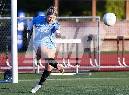 Thumbnail 2 in Carondelet @ Saint Francis (CIFState Regional NorCal Div 1 Final) photogallery.