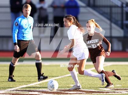 Thumbnail 2 in Carondelet @ Saint Francis (CIFState Regional NorCal Div 1 Final) photogallery.