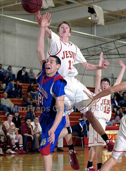 Thumbnail 3 in Folsom @ Jesuit photogallery.