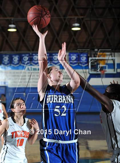 Thumbnail 1 in South Pasadena vs. Burbank (SGV Classic Tournament) photogallery.