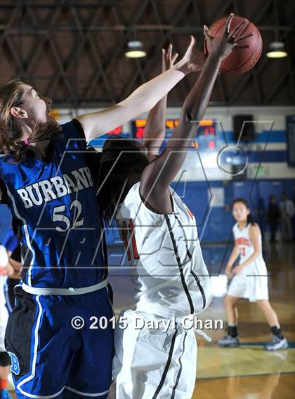 Thumbnail 2 in South Pasadena vs. Burbank (SGV Classic Tournament) photogallery.