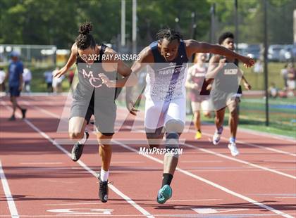 Thumbnail 1 in Section XI Boys Track Championships photogallery.