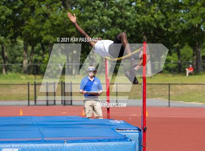 Thumbnail 1 in Section XI Boys Track Championships photogallery.