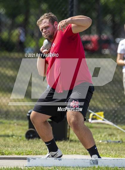 Thumbnail 3 in Section XI Boys Track Championships photogallery.
