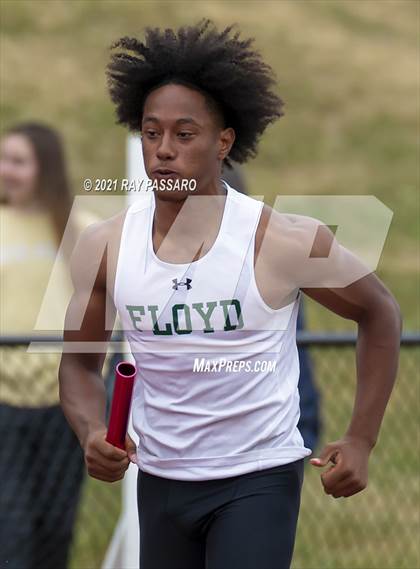 Thumbnail 2 in Section XI Boys Track Championships photogallery.