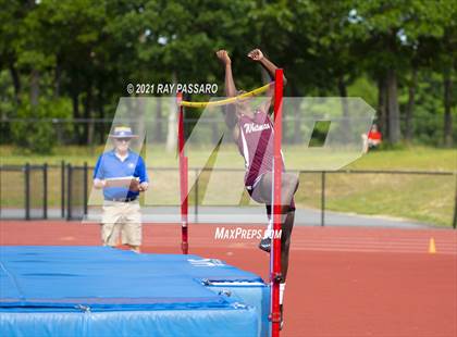 Thumbnail 1 in Section XI Boys Track Championships photogallery.