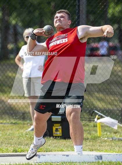 Thumbnail 3 in Section XI Boys Track Championships photogallery.