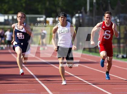 Thumbnail 3 in Section XI Boys Track Championships photogallery.