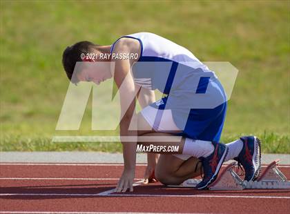 Thumbnail 1 in Section XI Boys Track Championships photogallery.