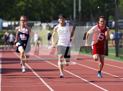 Thumbnail 2 in Section XI Boys Track Championships photogallery.