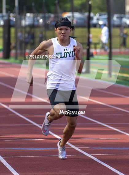 Thumbnail 3 in Section XI Boys Track Championships photogallery.