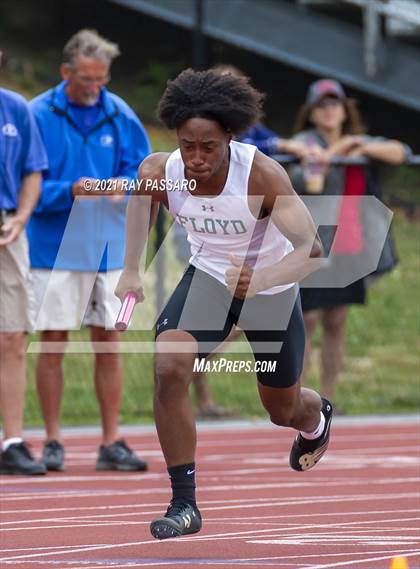 Thumbnail 3 in Section XI Boys Track Championships photogallery.