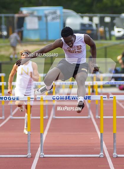 Thumbnail 2 in Section XI Boys Track Championships photogallery.