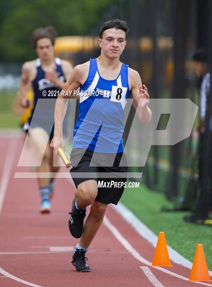 Thumbnail 2 in Section XI Boys Track Championships photogallery.