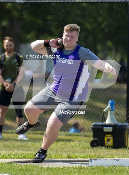 Thumbnail 1 in Section XI Boys Track Championships photogallery.