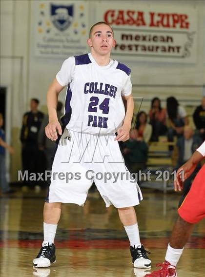 Thumbnail 2 in College Park vs. Jesuit (G.I.B.T.) photogallery.