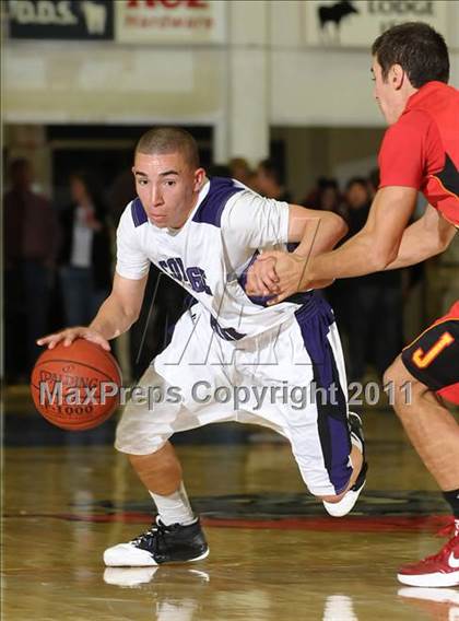 Thumbnail 3 in College Park vs. Jesuit (G.I.B.T.) photogallery.