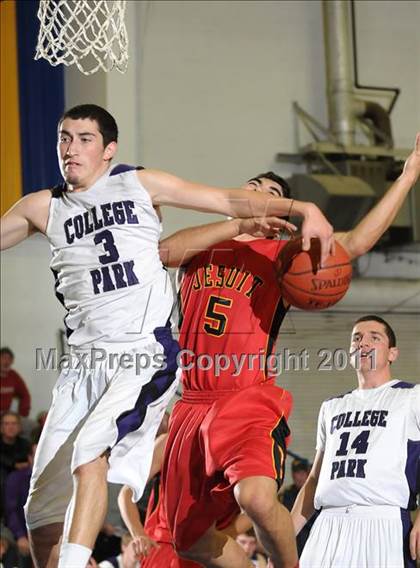 Thumbnail 2 in College Park vs. Jesuit (G.I.B.T.) photogallery.