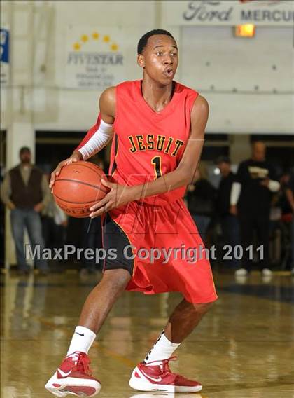 Thumbnail 2 in College Park vs. Jesuit (G.I.B.T.) photogallery.