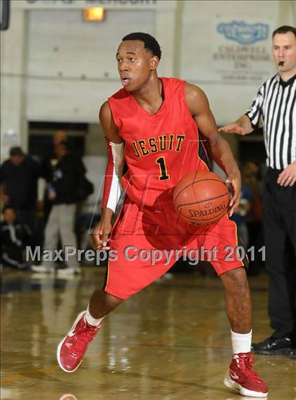 Thumbnail 2 in College Park vs. Jesuit (G.I.B.T.) photogallery.