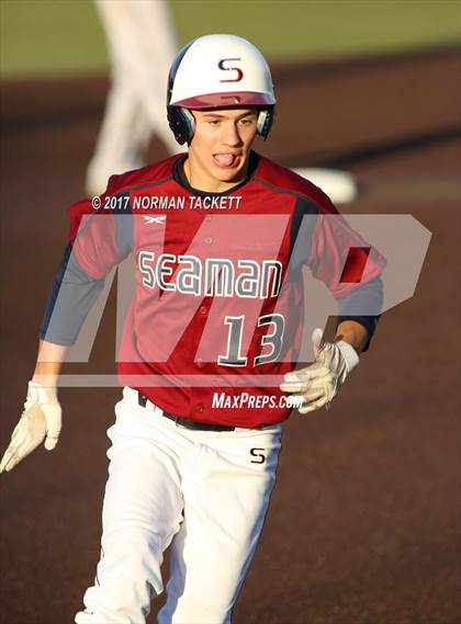 Thumbnail 3 in Seaman vs. Aquinas (KSHAA 5A Quarterfinal) photogallery.