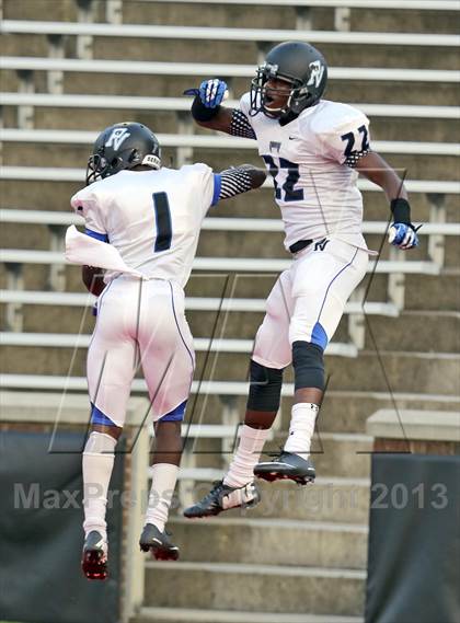 Thumbnail 3 in Park Vista vs. Colerain (Crosstown Showdown) photogallery.