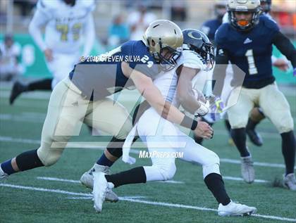 Thumbnail 2 in Mater Dei Catholic vs. Olympian (CIF SDS Division 2 Final) photogallery.