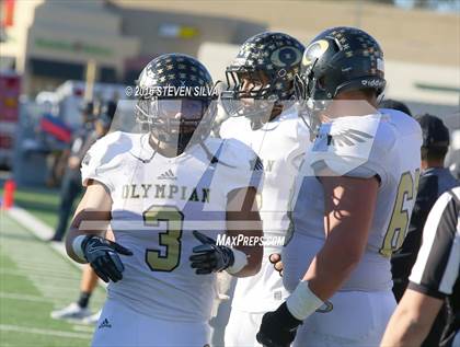 Thumbnail 3 in Mater Dei Catholic vs. Olympian (CIF SDS Division 2 Final) photogallery.