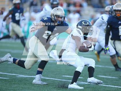 Thumbnail 1 in Mater Dei Catholic vs. Olympian (CIF SDS Division 2 Final) photogallery.