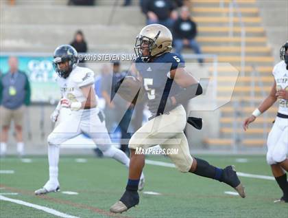 Thumbnail 1 in Mater Dei Catholic vs. Olympian (CIF SDS Division 2 Final) photogallery.