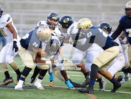 Thumbnail 3 in Mater Dei Catholic vs. Olympian (CIF SDS Division 2 Final) photogallery.