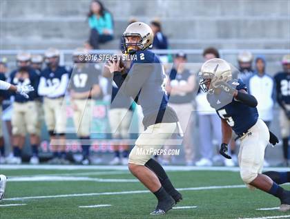 Thumbnail 3 in Mater Dei Catholic vs. Olympian (CIF SDS Division 2 Final) photogallery.